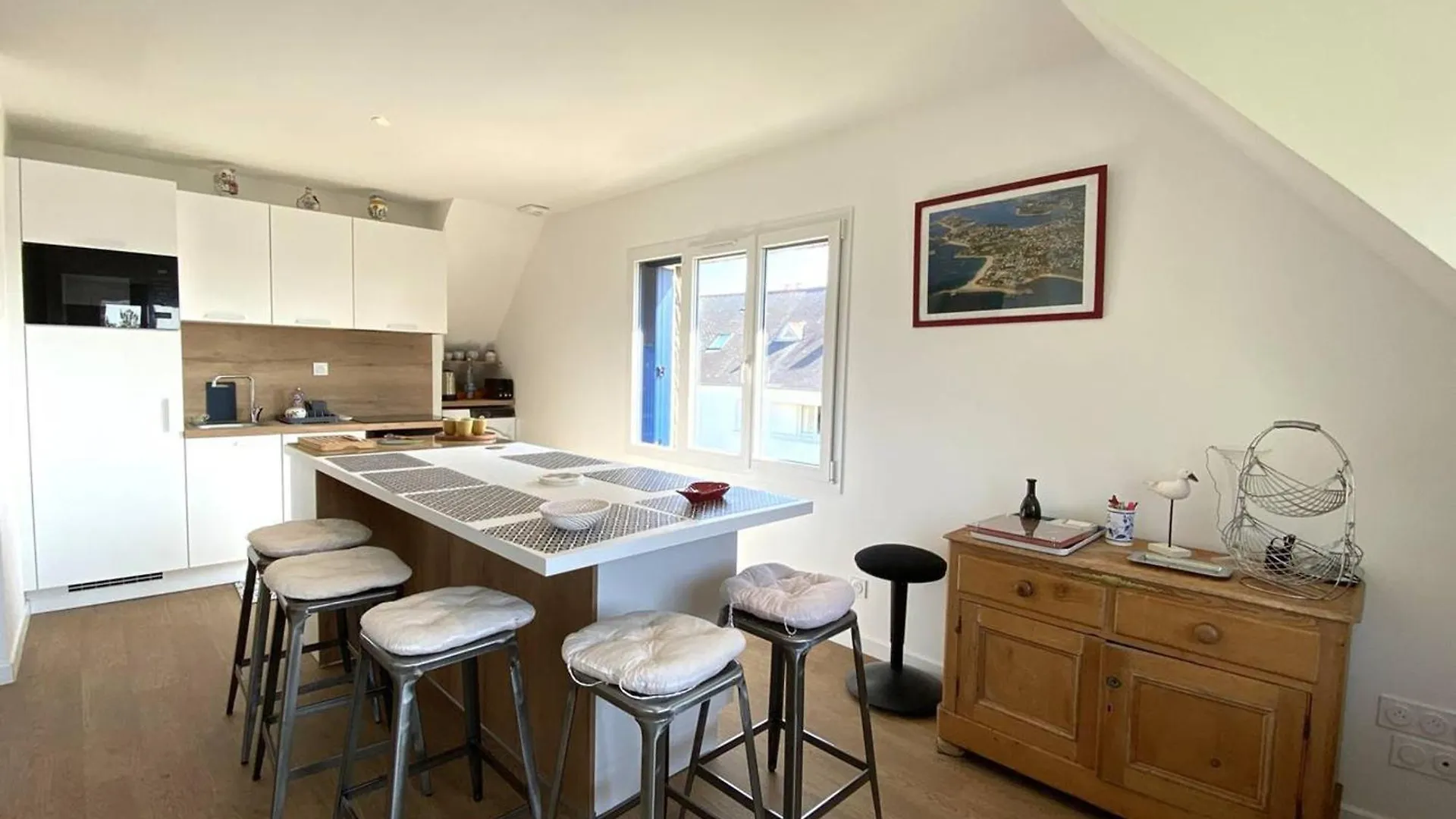 Bel Appartement Renove Avec Vue Mer A Tregastel, Proche Plage - Fr-1-368-462 Apartman